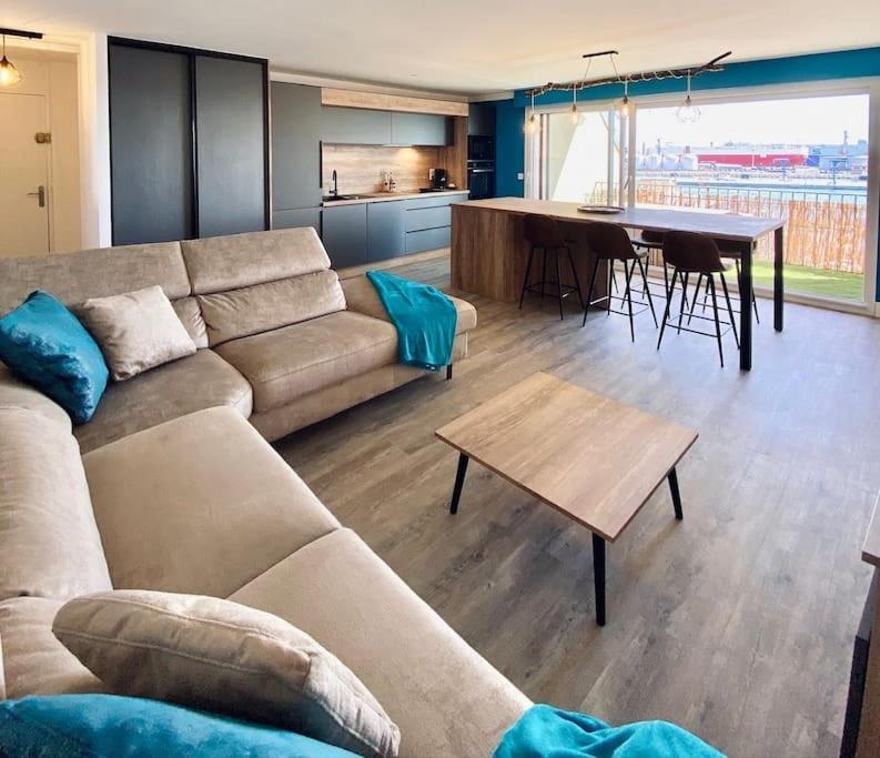 Panoramic - Magnifique T3, Climatise Avec Parking Apartment